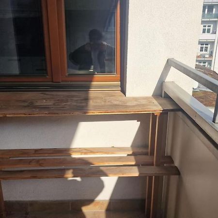 Default Millenium Apartment Wina Bagian luar foto